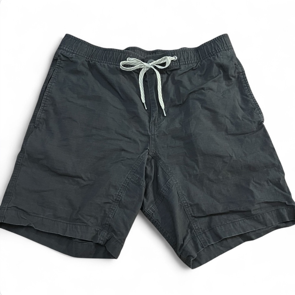 Men's Vuori Ripstop Shorts Sz Medium Gray V370 Drawstring and Zipper Pockets